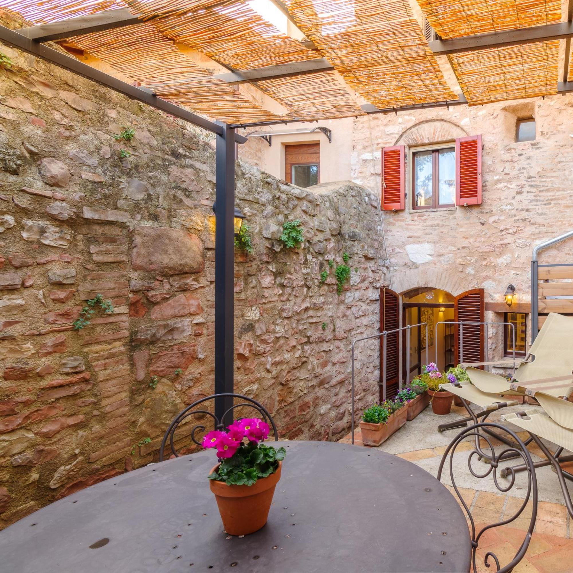 La Piccola Corte Apartment Spello Exterior photo
